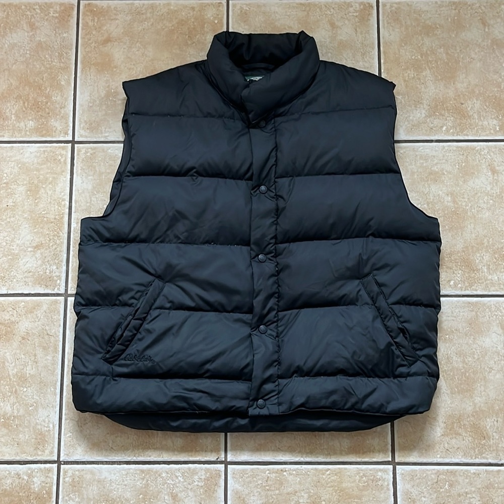 Cabelas puffy vest xl